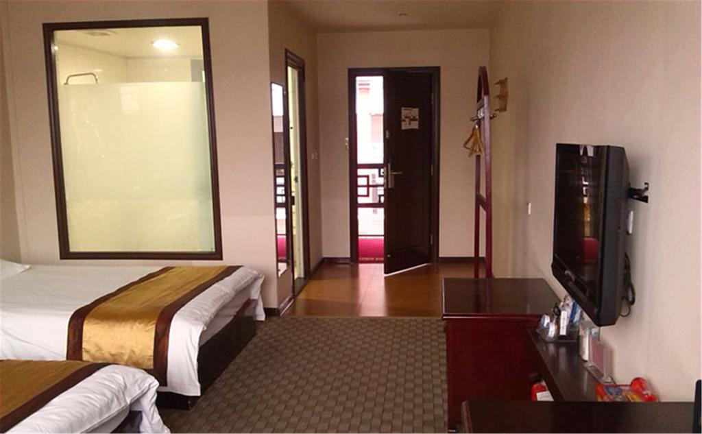 Wudangshan Yinjie Holiday Hotel Danjiangkou Exteriör bild