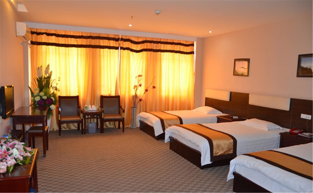 Wudangshan Yinjie Holiday Hotel Danjiangkou Exteriör bild